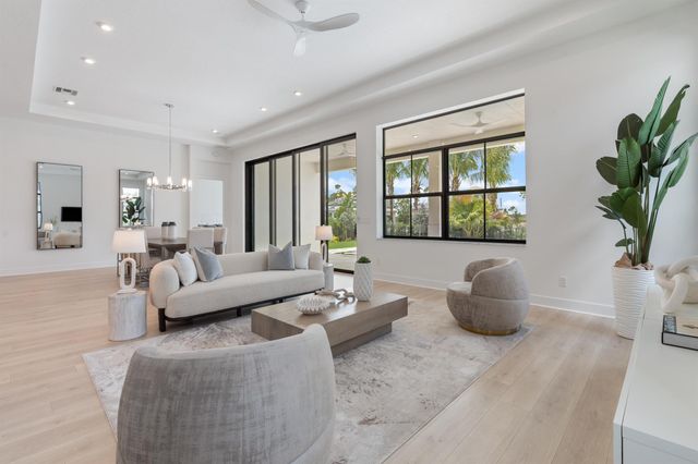 13621 Le Christine Drive, Palm Beach Gardens, FL 33412