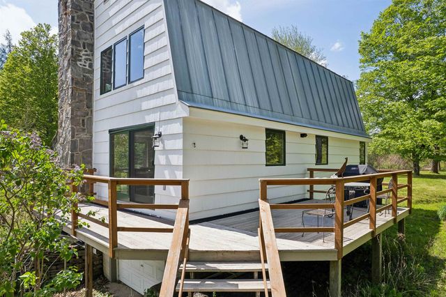 119 Ilsley Road, Thetford, VT 05075