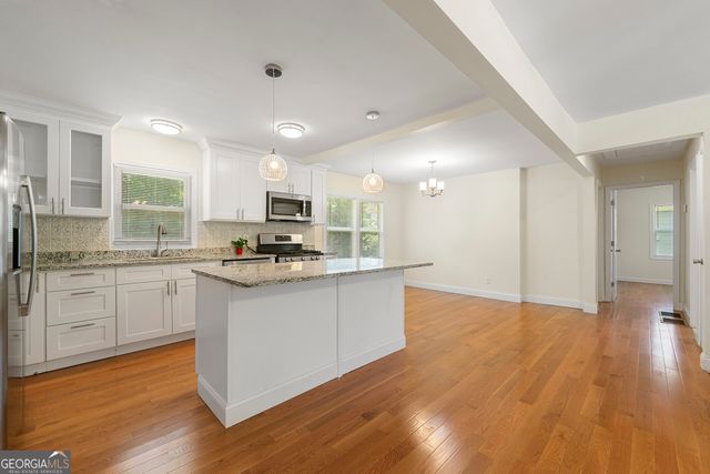 1450 Gaylor Drive SE, Smyrna, GA 30082