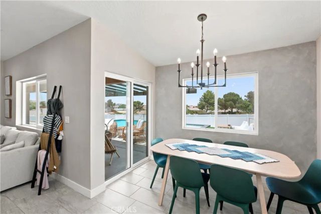 16346 Teton, Victorville, CA 92395