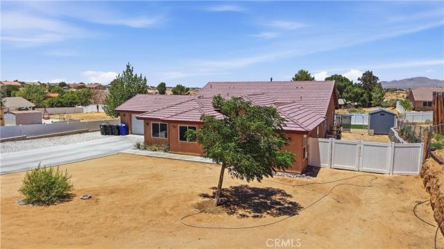 16346 Teton, Victorville, CA 92395