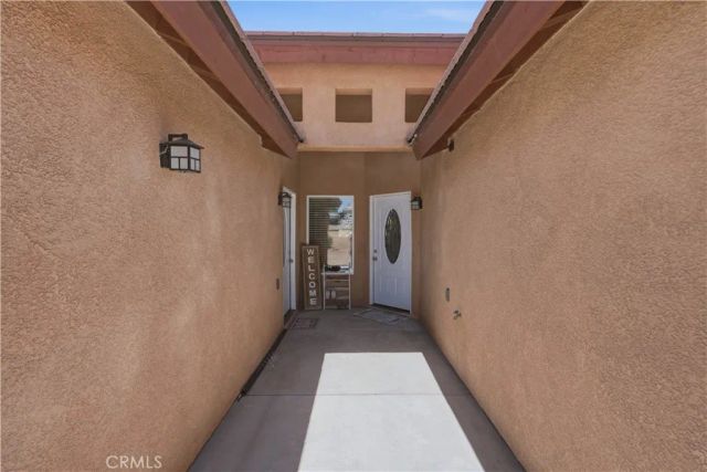 16346 Teton, Victorville, CA 92395