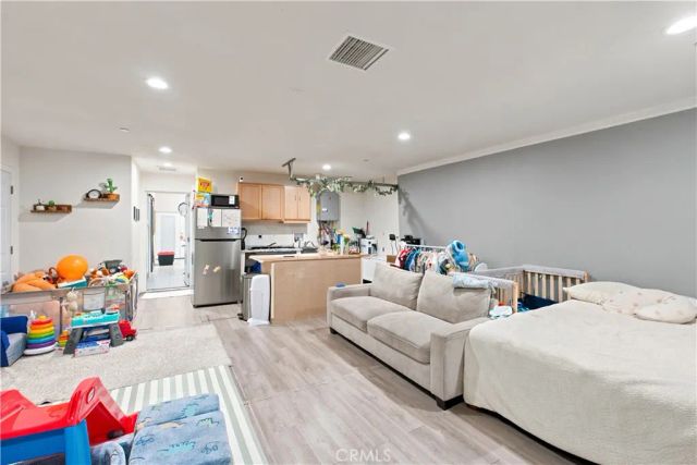 16346 Teton, Victorville, CA 92395