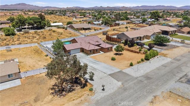 16346 Teton, Victorville, CA 92395