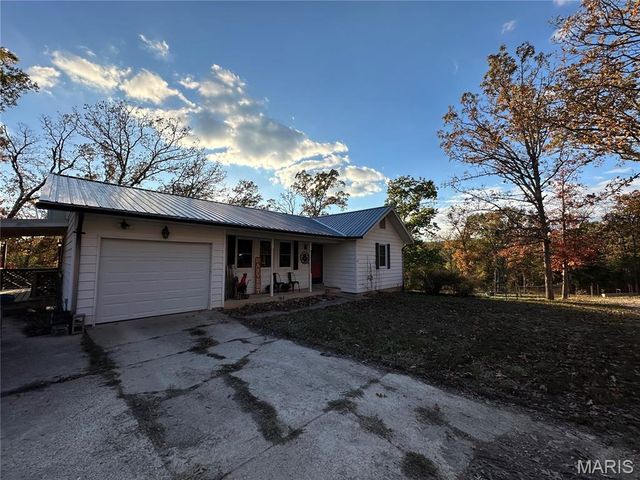 1867 Hecker Road, Owensville, MO 65066