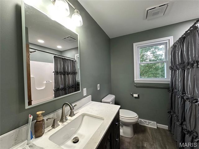 1867 Hecker Road, Owensville, MO 65066