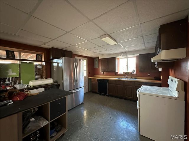 1867 Hecker Road, Owensville, MO 65066