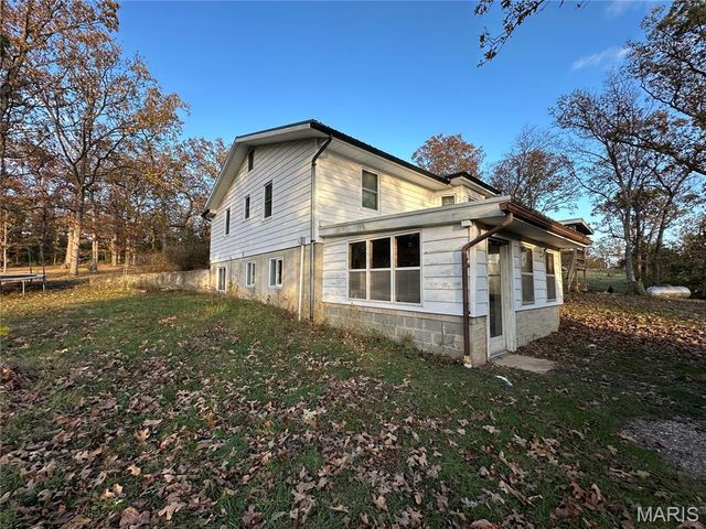 1867 Hecker Road, Owensville, MO 65066