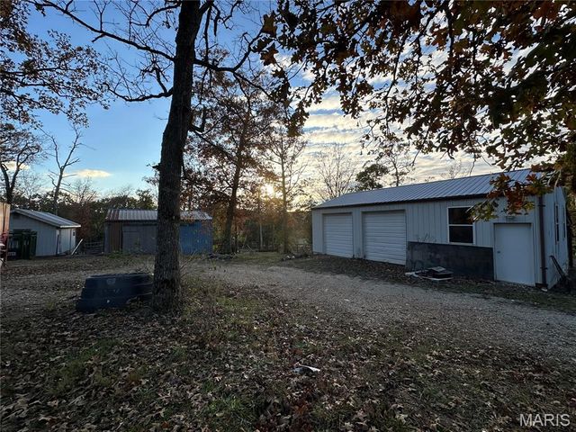 1867 Hecker Road, Owensville, MO 65066