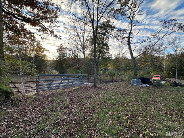 1867 Hecker Road, Owensville, MO 65066