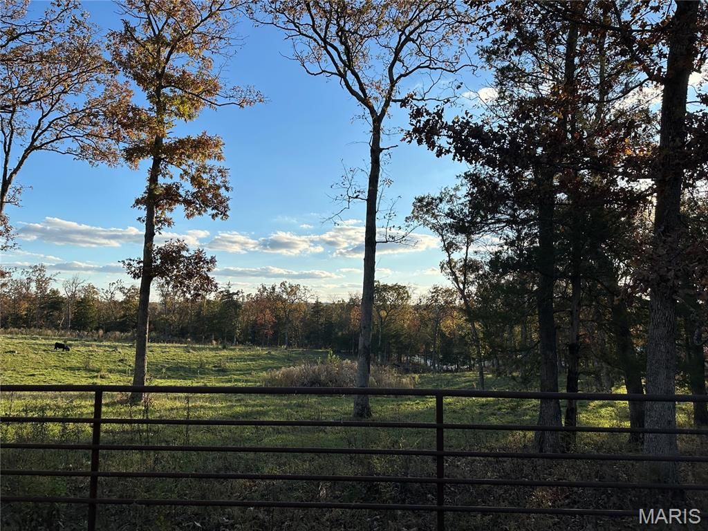 1867 Hecker Road, Owensville, MO 65066