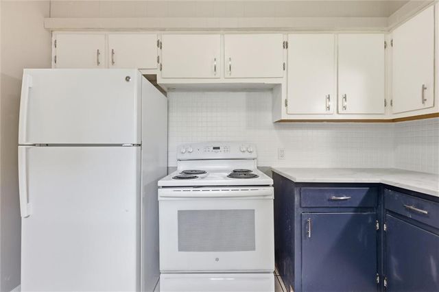 1001 Stafford Drive, Pleasant Hill, MO 64080