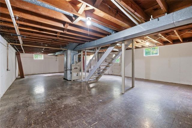 1001 Stafford Drive, Pleasant Hill, MO 64080