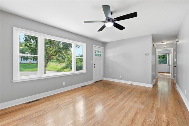 1001 Stafford Drive, Pleasant Hill, MO 64080