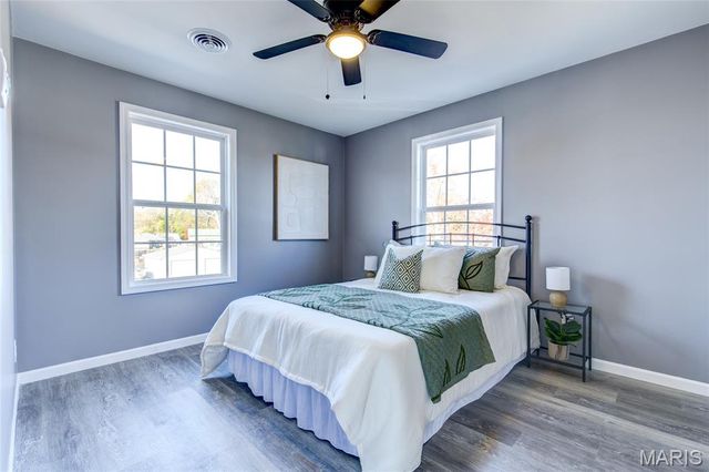 8 Maple Street, Moro, IL 62067