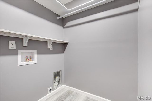 8 Maple Street, Moro, IL 62067