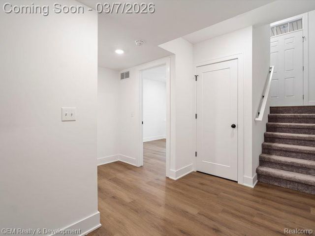 508 Village Lane, Milford, MI 48381