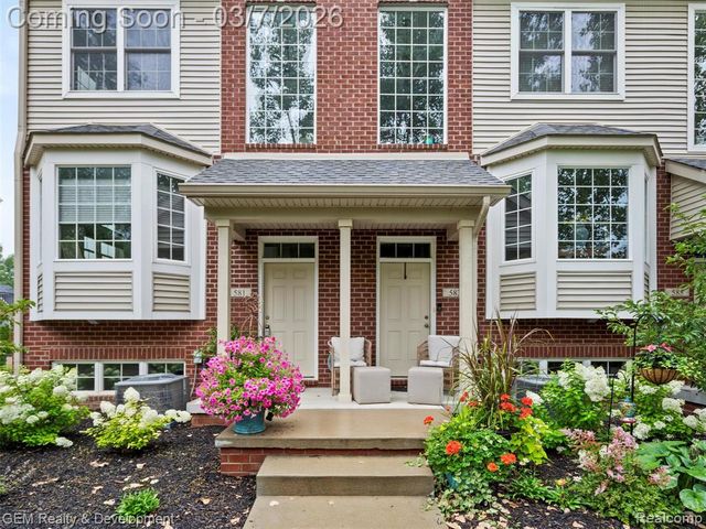 508 Village Lane, Milford, MI 48381