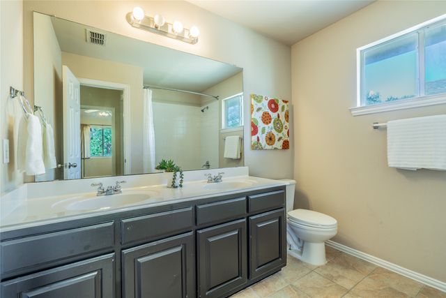 4115 Creek Hill Lane, Corinth, TX 76208