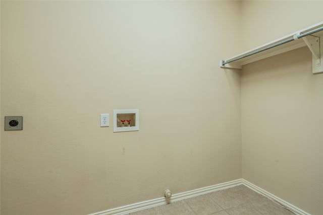 4115 Creek Hill Lane, Corinth, TX 76208