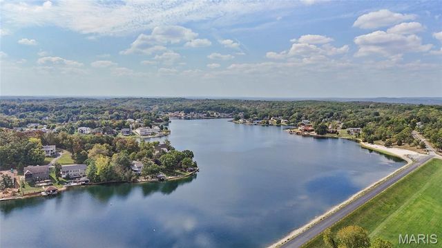 9691 W Vista Drive, Hillsboro, MO 63050