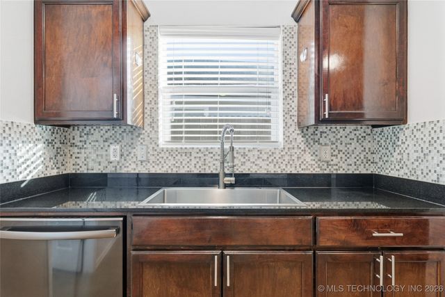 10701 N 152nd Avenue, Owasso, OK 74055