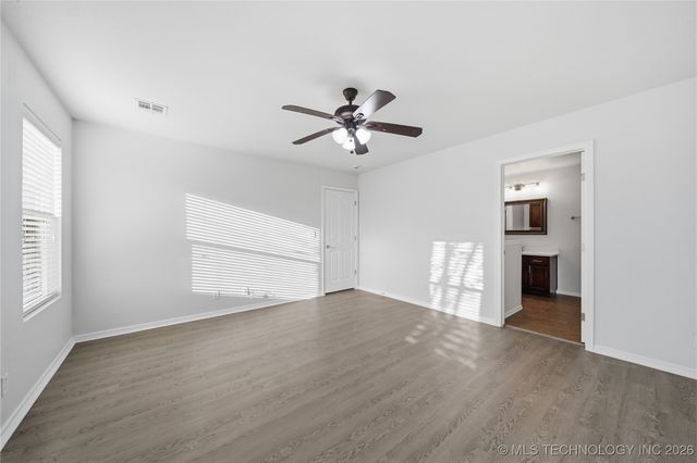 10701 N 152nd Avenue, Owasso, OK 74055