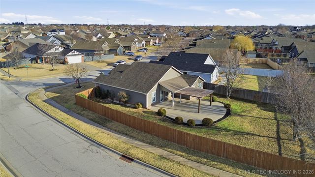 10701 N 152nd Avenue, Owasso, OK 74055