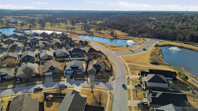 10701 N 152nd Avenue, Owasso, OK 74055