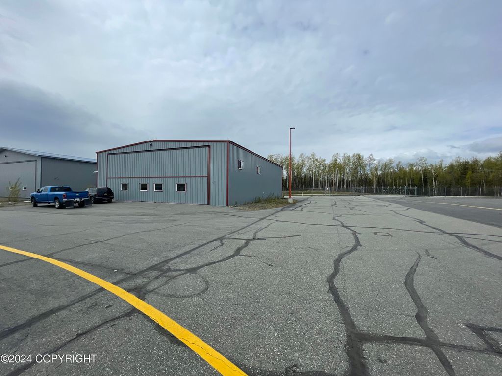 4110 W Aviation Avenue, #14, Wasilla, AK 99654
