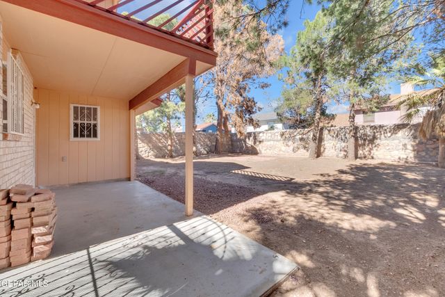 12085 Autumn Gate Drive, El Paso, TX 79936