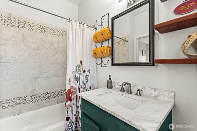 3630 E J St, Tacoma, WA 98404