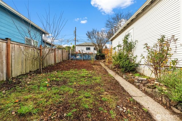 3630 E J St, Tacoma, WA 98404