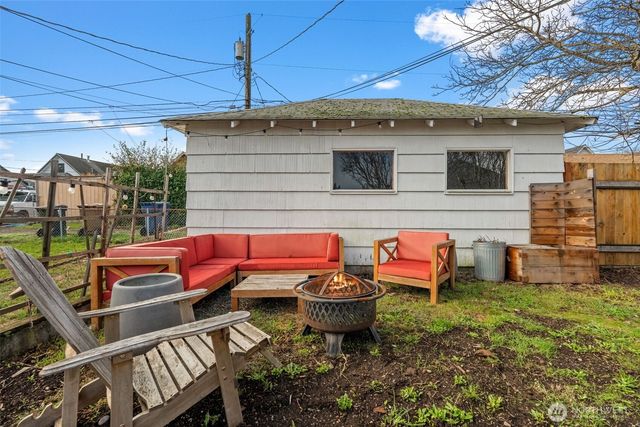 3630 E J St, Tacoma, WA 98404