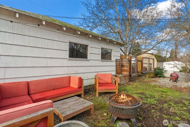 3630 E J St, Tacoma, WA 98404