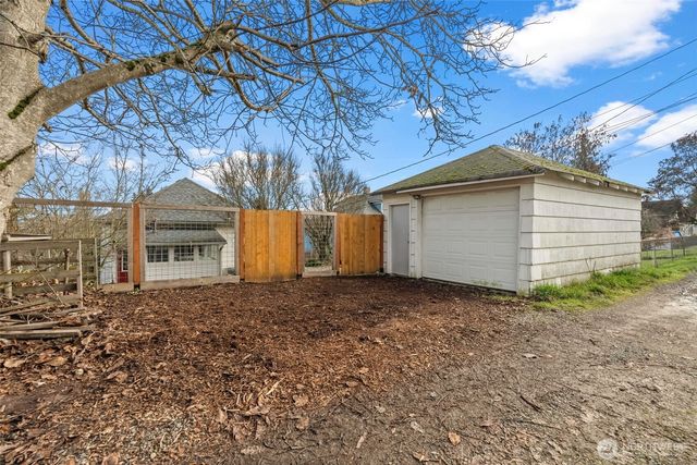 3630 E J St, Tacoma, WA 98404