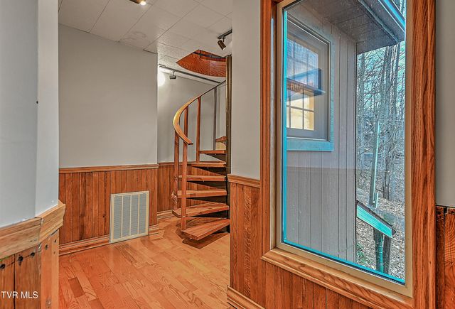 125 Shirley Street, Gray, TN 37615