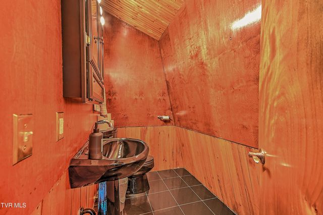 125 Shirley Street, Gray, TN 37615