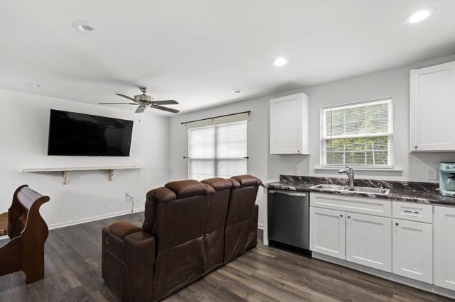 1355 Turkey Creek Rd, Dickson, TN 37055