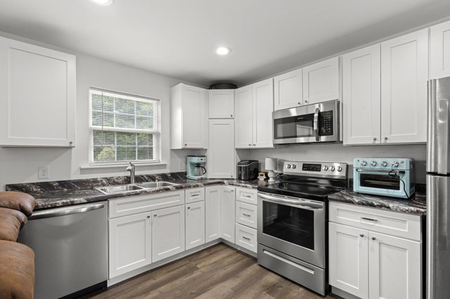 1355 Turkey Creek Rd, Dickson, TN 37055