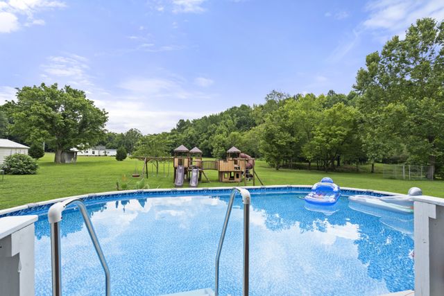 1355 Turkey Creek Rd, Dickson, TN 37055