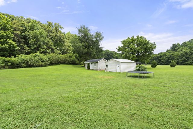 1355 Turkey Creek Rd, Dickson, TN 37055