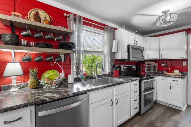 1355 Turkey Creek Rd, Dickson, TN 37055