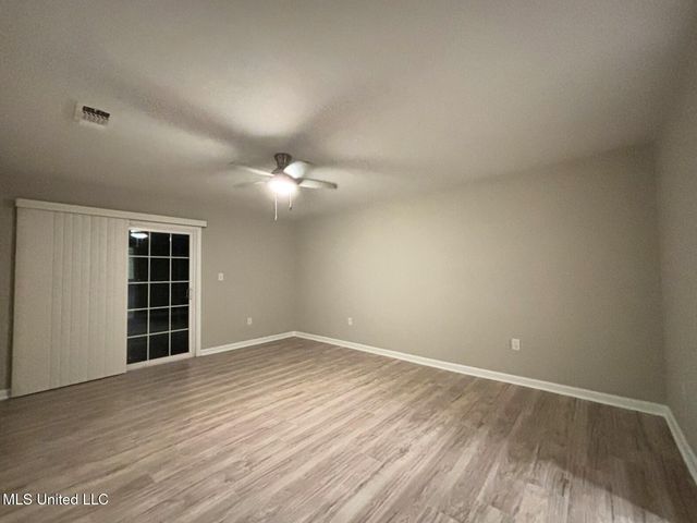 211 Corinth Drive, Bay Saint Louis, MS 39520