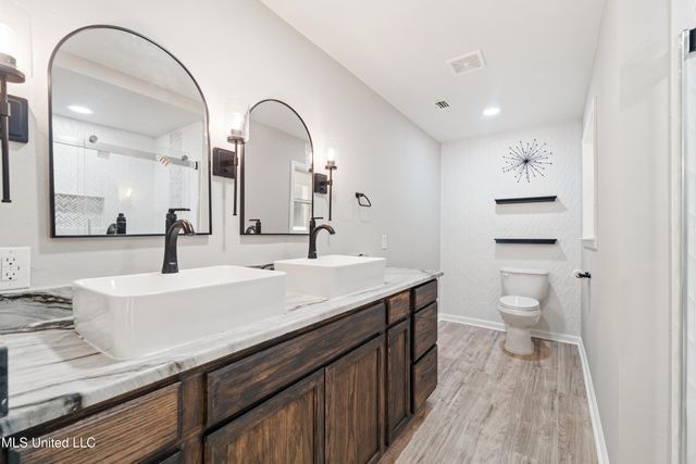 211 Corinth Drive, Bay Saint Louis, MS 39520