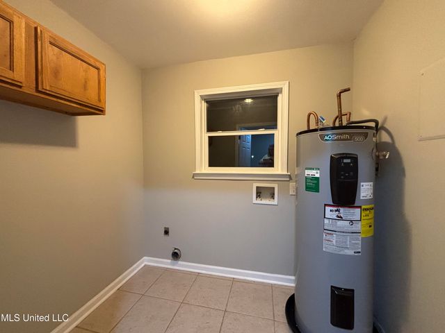 211 Corinth Drive, Bay Saint Louis, MS 39520