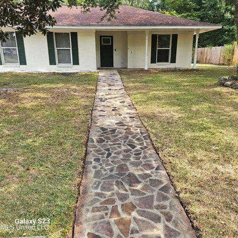 211 Corinth Drive, Bay Saint Louis, MS 39520
