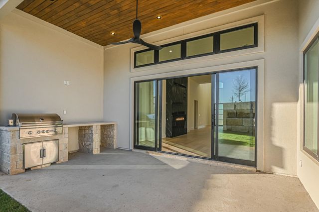 105 Via Roma Court, Horseshoe Bay, TX 78657