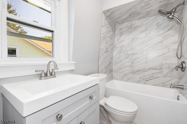 36 Lake St, Nutley Twp., NJ 07110