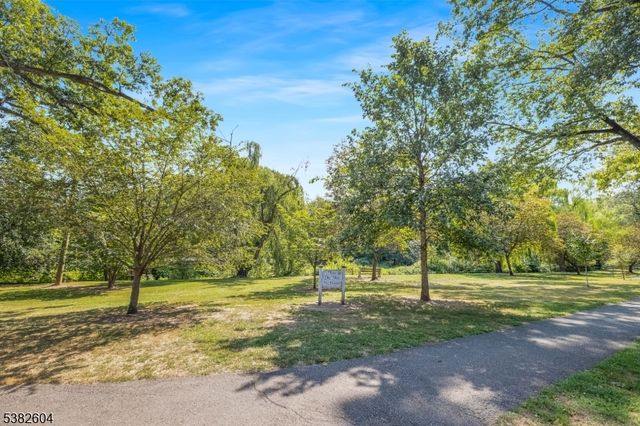 36 Lake St, Nutley Twp., NJ 07110